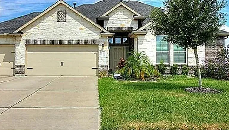9111 Turnbull Ln — Photo 1