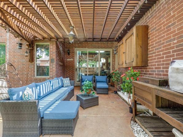 3226 Appleblossom Dr