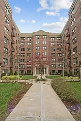 3240 Henry Hudson Pkwy E in Riverdale