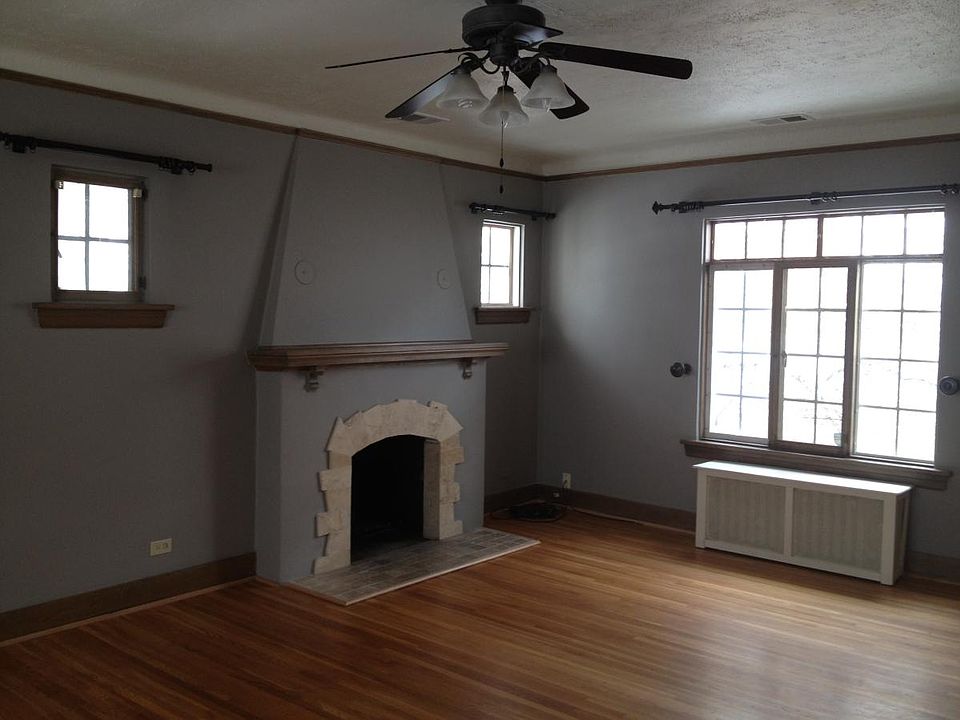 1st image of 3636 E 16th Ave