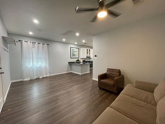 Living / Dining