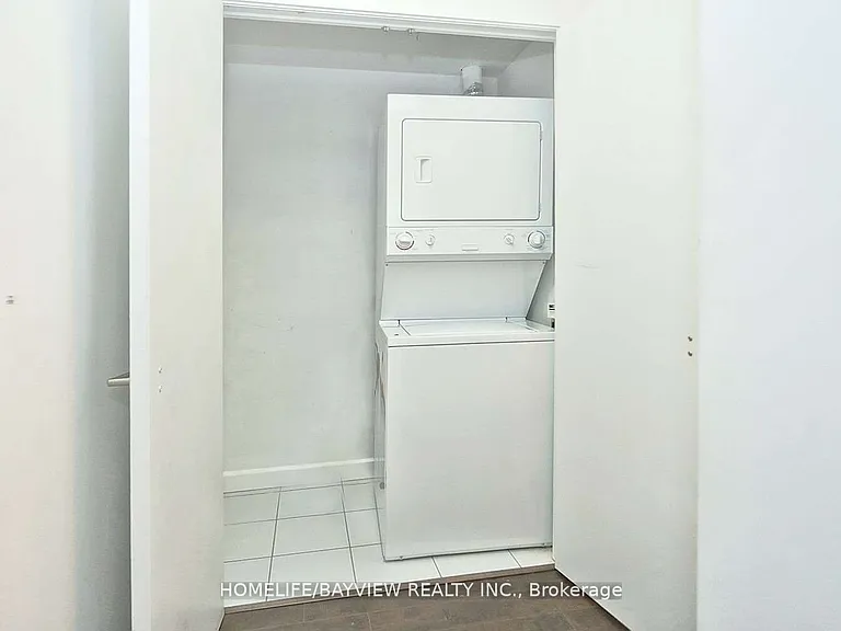 33 Bay St #1905 — Photo 20