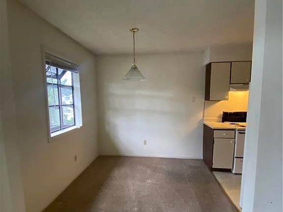 5th image of 4796 Dadson Ct #201