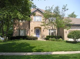 701 Chesterfield Ave, Naperville, IL 60540