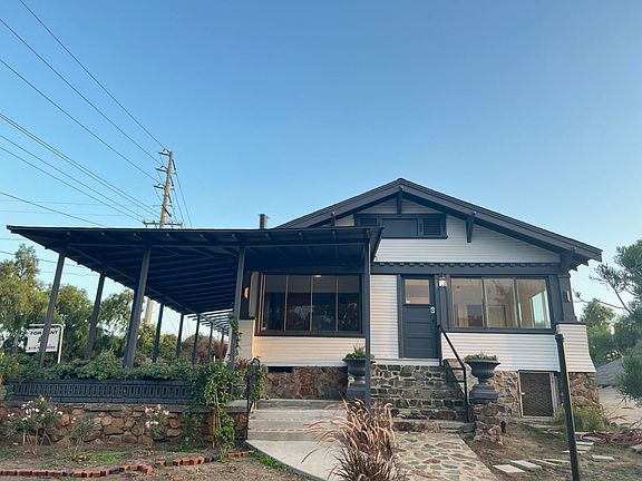 2nd image of 4324 Lynwood Dr