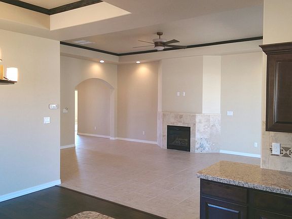 2nd image of 209 Vista Hills Dr