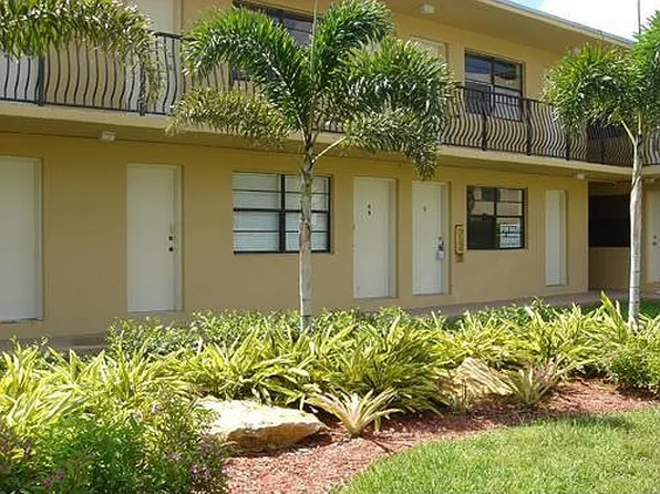 6780 SW 44th St APT 5, Miami, FL 33155