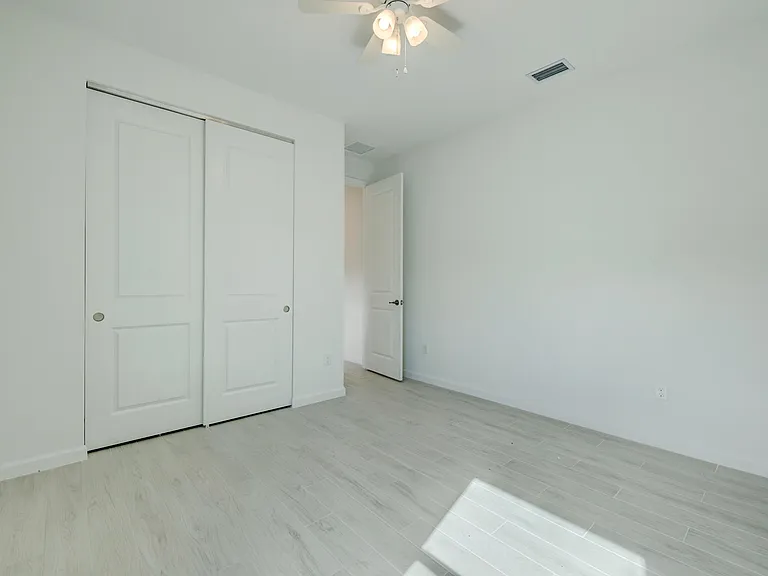 12712 SW Eleanor Dr — Photo 29