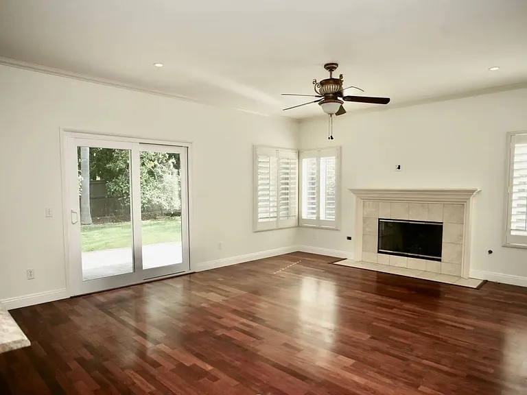 1251 Village View Rd — Photo 6