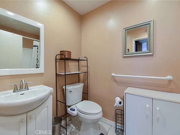 145 Stanford Ct #35 — Photo 25
