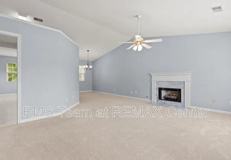 2510 Fort Daniels Dr — Photo 3