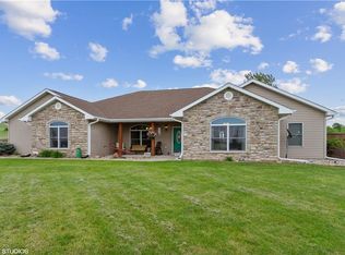 2196 Terrace Ave, Winterset, IA 50273