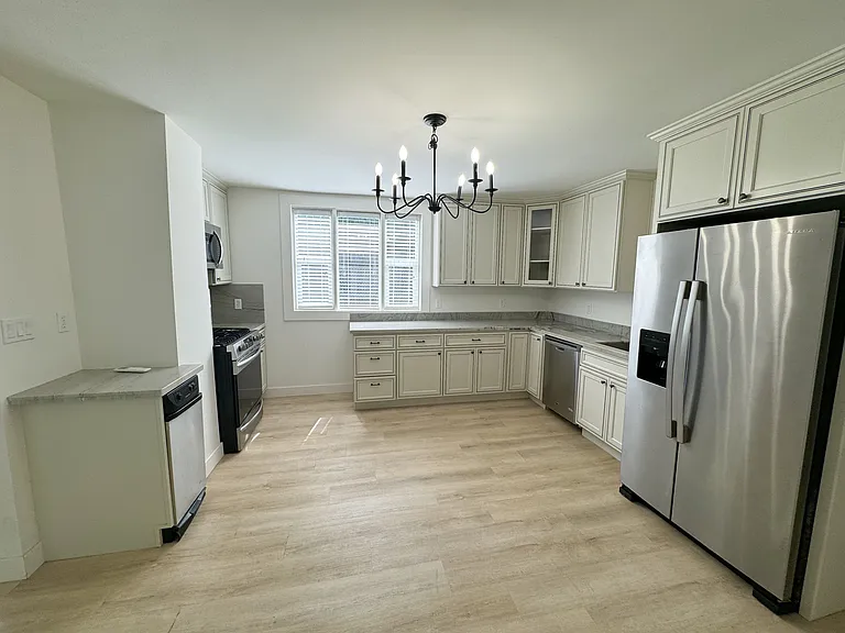 1540 C St #2 — Photo 2