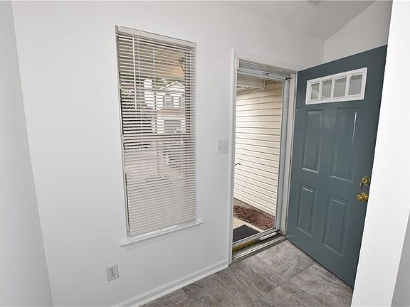 2nd image of 714 Aylesbury Dr