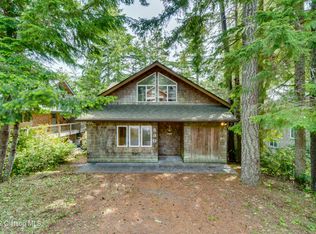 530 North Ave, Manzanita, OR 97130