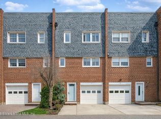 17 Yacht Club Cove St #17, Staten Island, NY