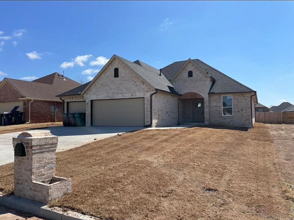 1st image of 5112 SE 84th St