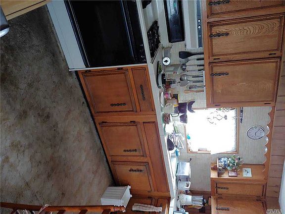 5th image of 79 Lincoln Ave
