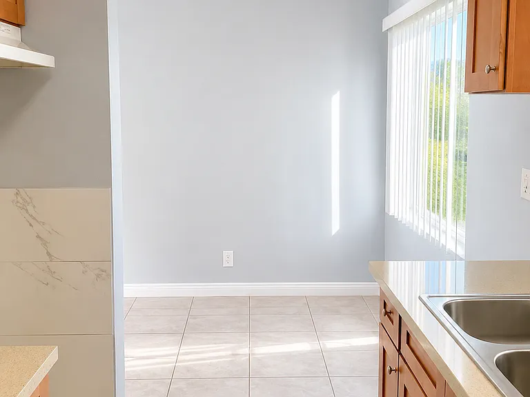 7008 Templeton St #F — Photo 6