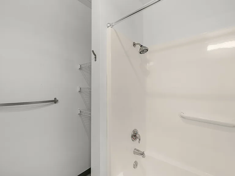 Bookmark Apartments — Photo 20