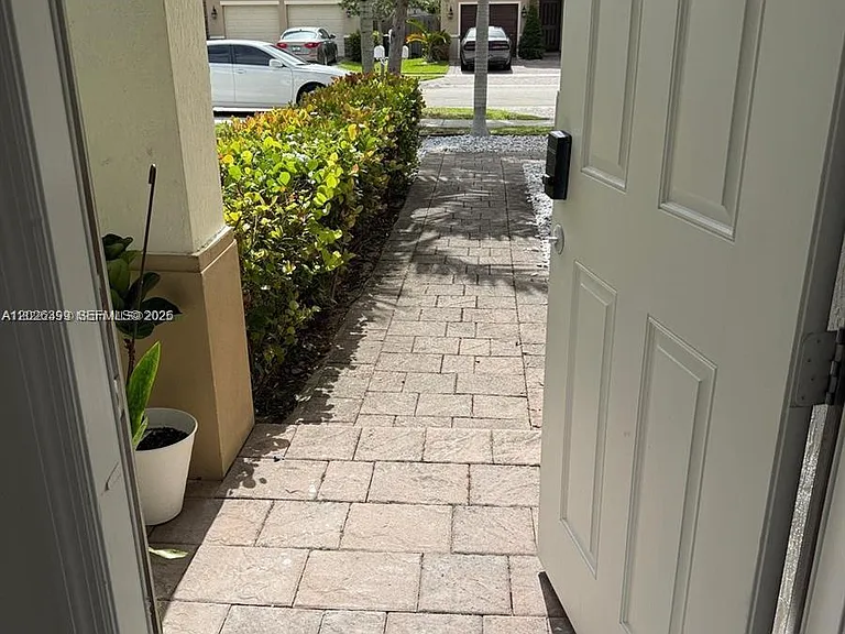 156 NE 24th Ave — Photo 19