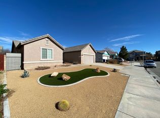 3029 W Lumber St, Lancaster, CA 93536