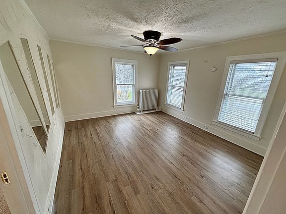 5th image of 107-109 N Main St #107B