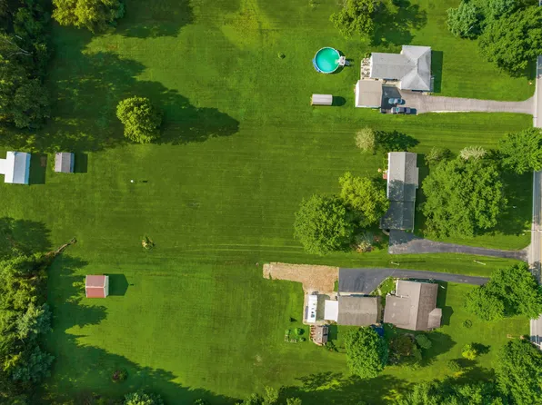 4623 York Rd SW, Pataskala, OH 43062