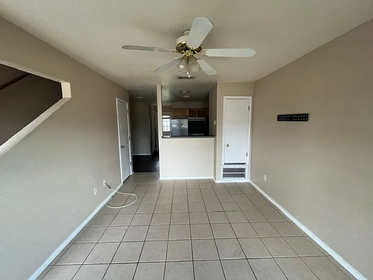 4411 Abigail Dr — Photo 5