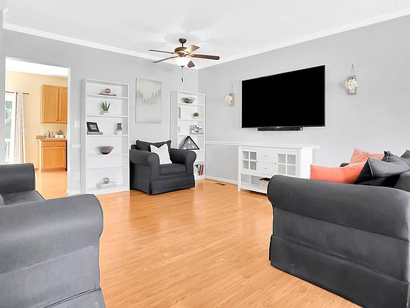 4th image of 604 Hatchers Run Ct