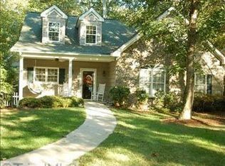 2605 Lockwood Dr, Winston Salem, NC 27103