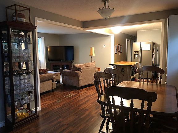 4th image of 408 N Avondale St