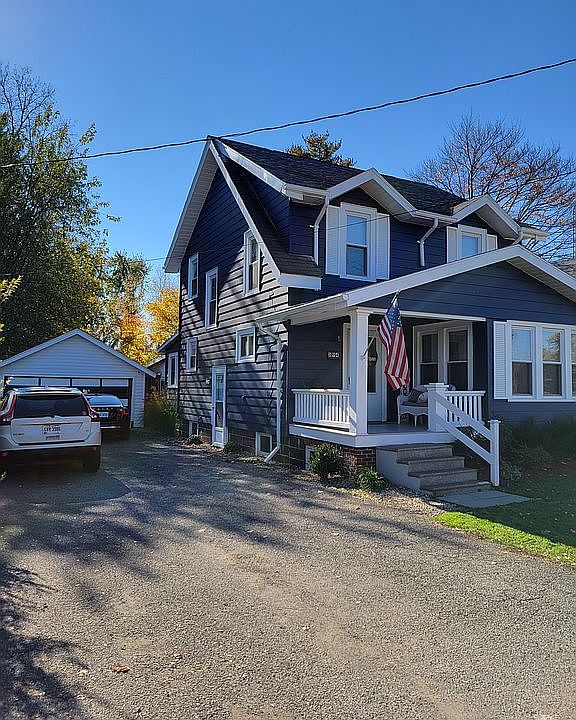 1st image of 894 Grace St