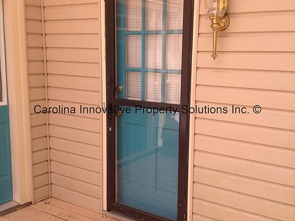 5th image of 7622 Helmsdale Ave