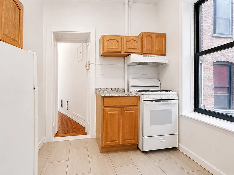 182 Claremont Ave #1 — Photo 10