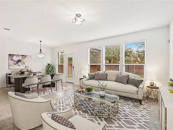 4th image of 4412 Hot Springs Dr