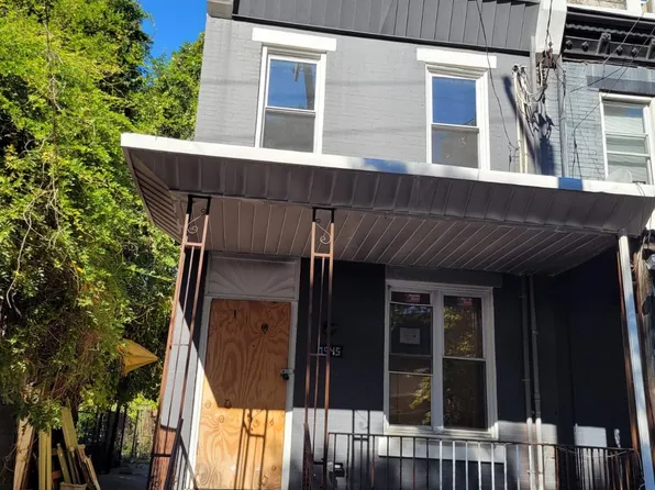 1945 Dennie St, Philadelphia, PA 19140