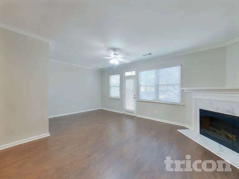 3364 Estes Dr — Photo 4