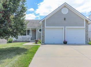 8709 NE 116th St, Kansas City, MO 64157