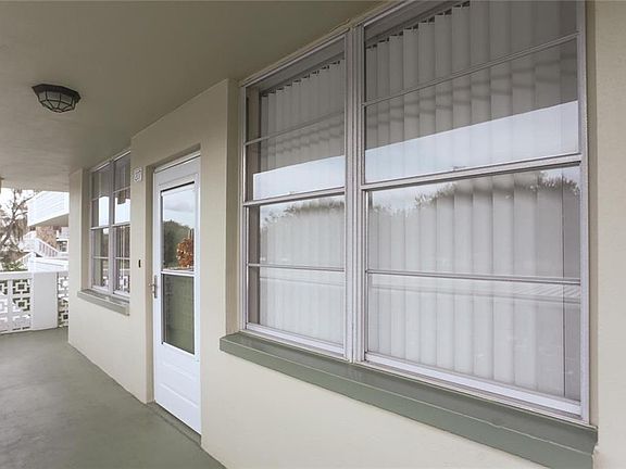3rd image of 4885 1st St NE APT 207