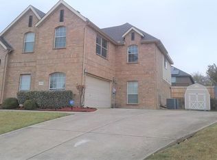 6332 Lakeside Dr, Lake Worth, TX 76135