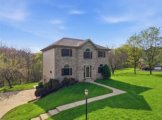 2346 Nicholson Rd, Sewickley, PA 15143
