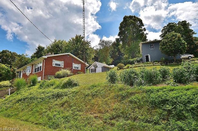 1121 Fiesta Rd SW, Dellroy, OH 44620 Zillow