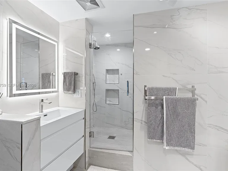 3350 SW 27th Ave #1806 — Photo 24
