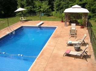 39 Seymour St, Berkley, MA 02779