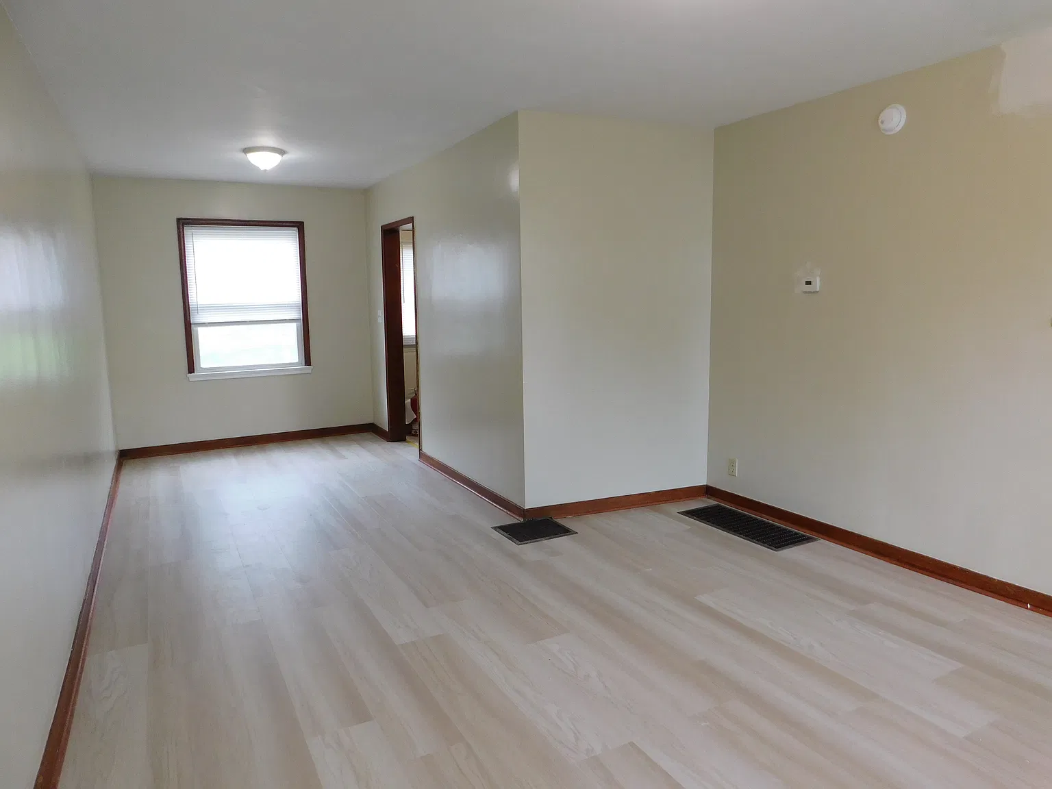 2 bed, 900 sqft, $1,195 — Photo 4