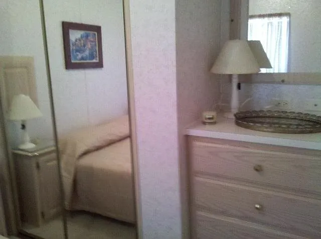 86 Golden Sand Avenue — Photo 2