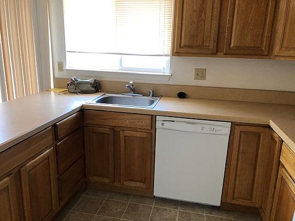 5th image of 8613 La Riviera Dr APT A