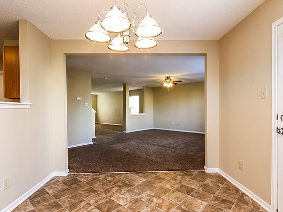 3rd image of 15226 Clear St
