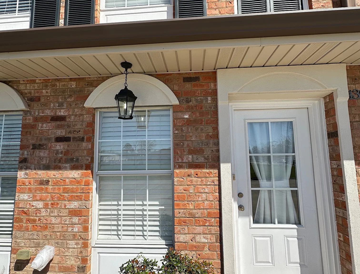 3 bed, 2.5 bath, 1550 sqft, $1,495 — Photo 1
